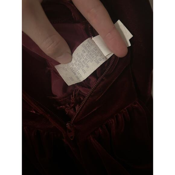 Vintage Velvet Union Made Burgundy Low Back Evening/Prom Cocktail Dress Size 6 - Picture 8 of 8